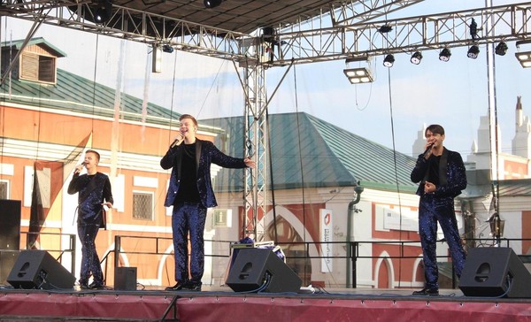 Концерт «Песни нашего двора»