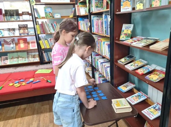 Час настольных игр «Игротека на столе»