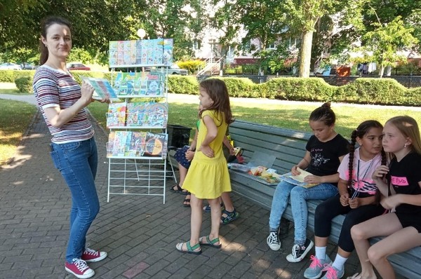 Литературный дворик «Лето. Книга. Чтение»