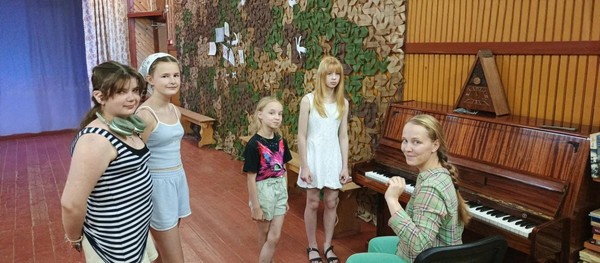 «Весёлые нотки»