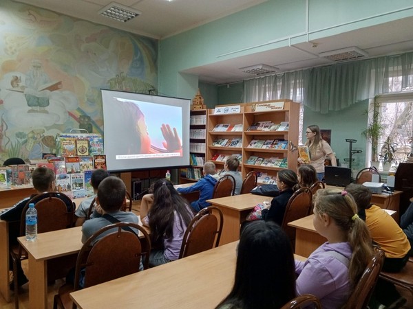Беседа «Самые близкие друзья: братья, сестры и вся семья»