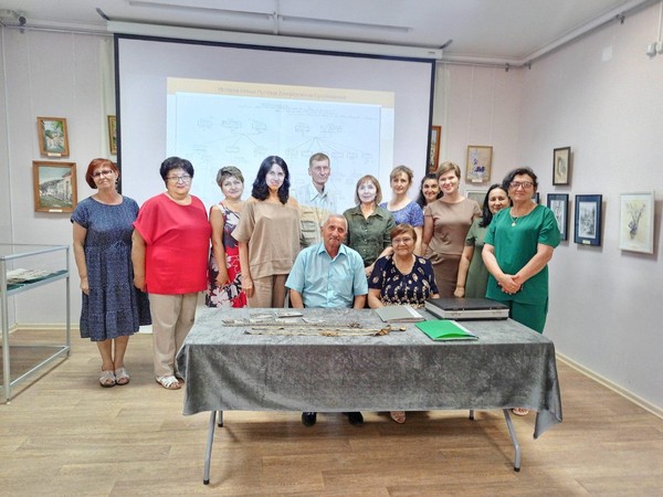 Ко Дню семьи, любви и верности— культурно-образовательное мероприятие и творческая встреча