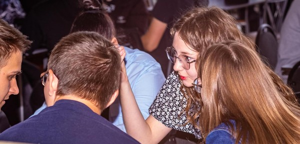 Интеллектуальная игра «Ромашковый квиз»