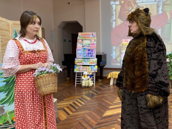 «Маша и Медведь»: интерактивный спектакль