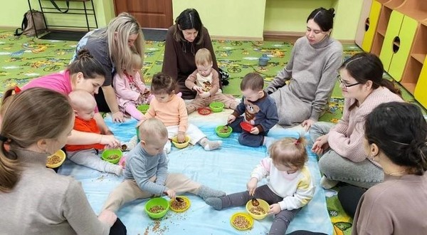 Кукольный мини-спектакль «Театр на пледе»