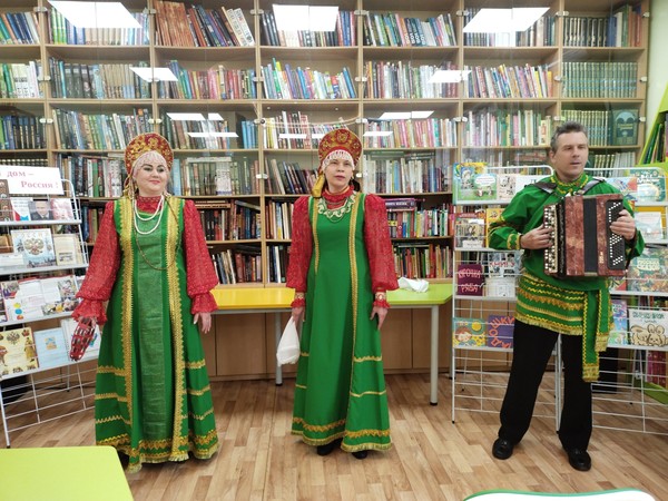 Фольклорные посиделки «Счастье там, где верность и любовь»