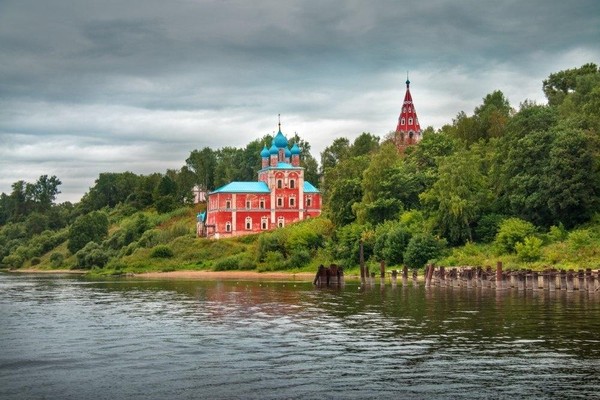 Выставка «Есть только миг»