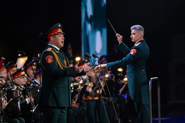 Ансамбль им. Александрова. Песни военных лет