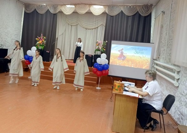 Литературная программа «Народы России – одна семья»