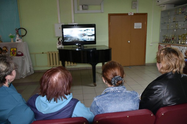 Показ ролика «Исследование археологических находок в Эрмитаже»