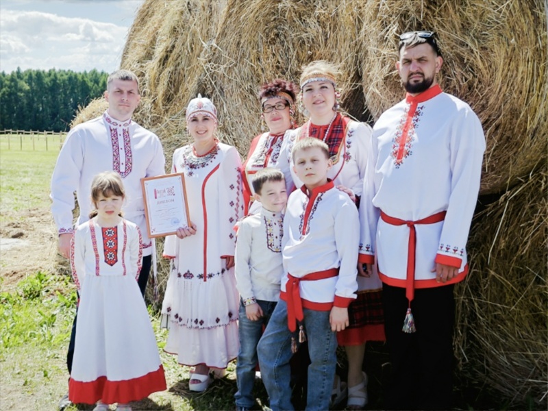 Соцветие традиций России