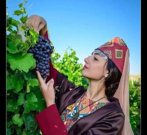 Культурный час, посвященный Дню винограда (Хахохорнек)
