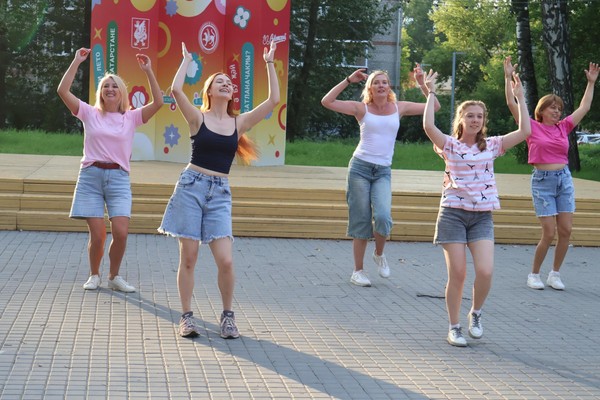 Мастер-класс хореографического коллектива «Танцевальный клуб» «Танцы для всех»
