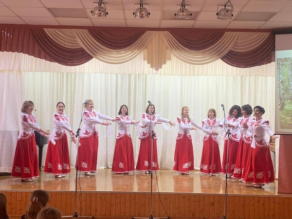 Трансляция концерта ансамбля народной песни