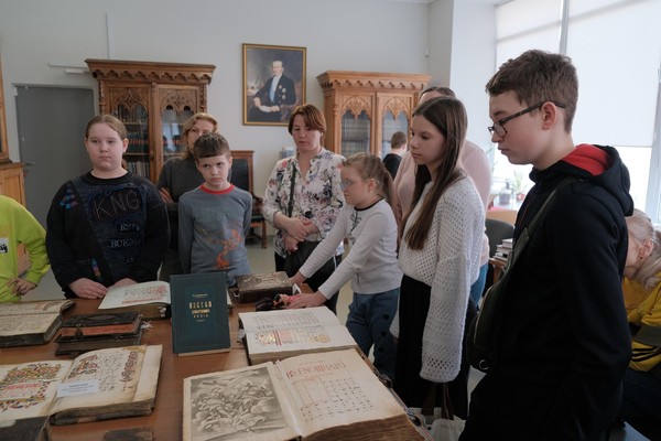 Выставка «История нот»