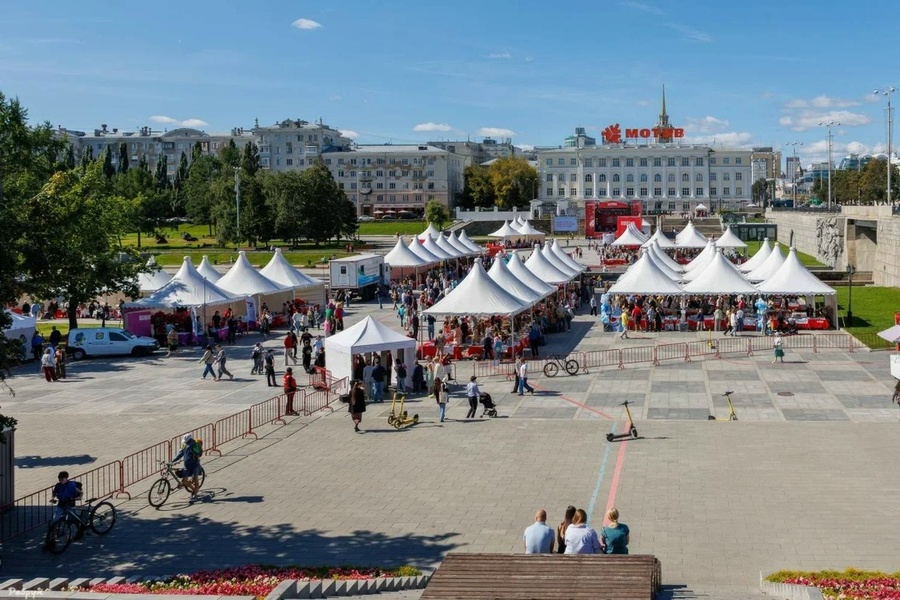 Международный книжный фестиваль «Красная строка»