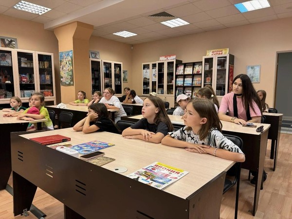 Нейрочас «Угадай героя»