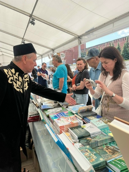 Екатеринбургский международный книжный фестиваль «Красная строка»