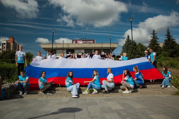 Праздник, посвященный Дню флага