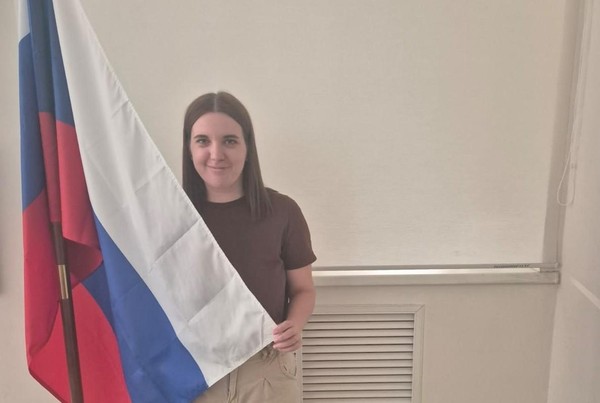 Ко Дню Государственного флага РФ создание фотозоны «Мы – россияне!»