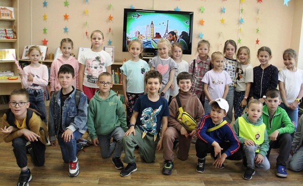 Познавательно-игровая программа «Вокруг света без билета»
