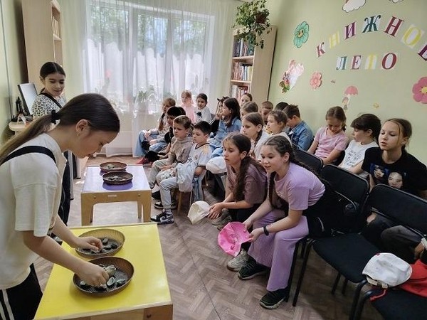 Беседа «Август Спасами богат»