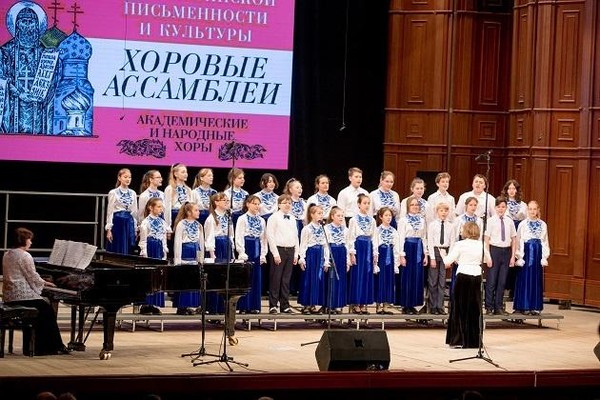 Виртуальный концерт «Вот и стали мы на год взрослей»