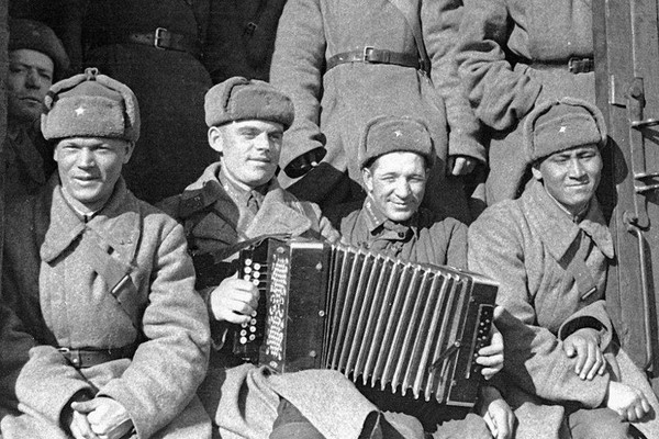 Беседа «Песни и танцы огненных лет»