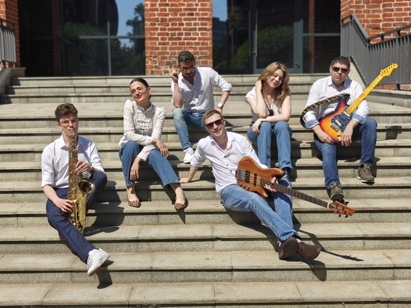 Galary Band