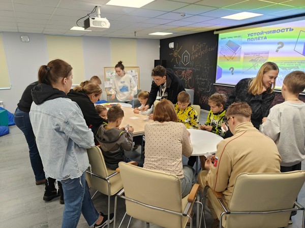 Новгородская мозаика советского периода