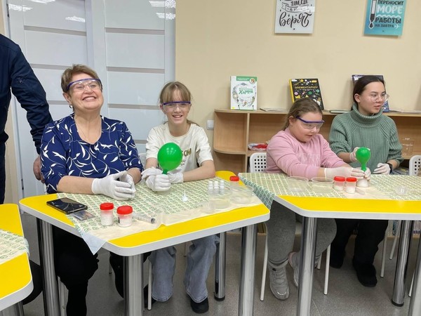 Лабораторный практикум «Вода. Строение, свойства, секреты»