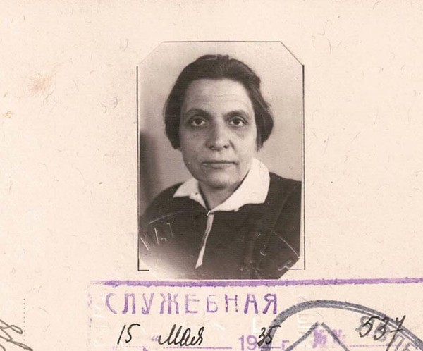 Виртуальная выставка «Анна Григорьевна Кравченко (1890-1984) и ее архив в Доме Плеханова»