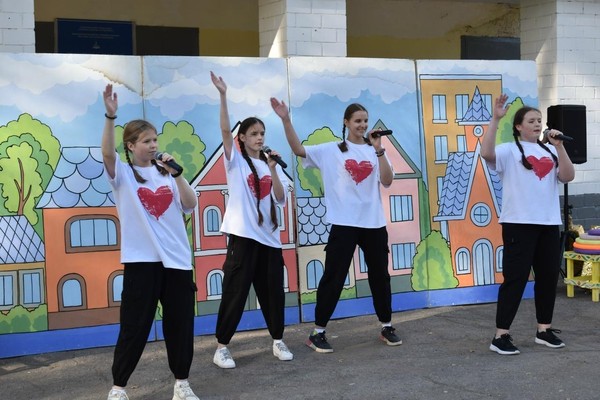 Праздничная программа «Подарок любимому городу»