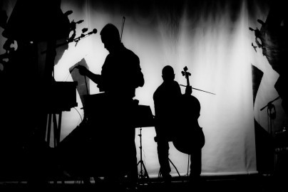 Atomic Cellos. Мировые рок-хиты на виолончелях при свечах