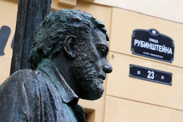 Довлатов вокруг Рубинштейна