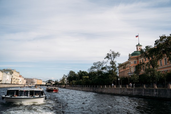 Северная Венеция — вечный город на воде. От Фонтанки по малым каналам центра города