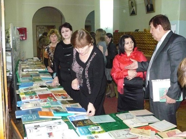 Обзор книжных новинок «Путешествие в мир непрочитанных книг»