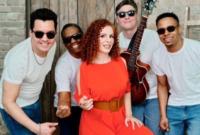 Нина Янтарная & The Band