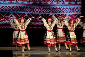 Знакомство с образцовым самодеятельным коллективом хореографического ансамбля «УЛЫБКА»