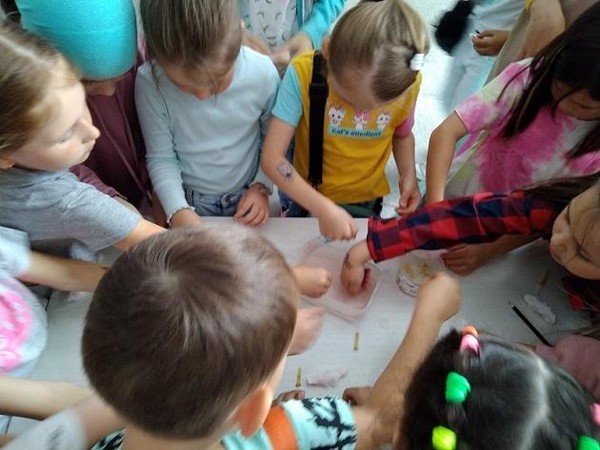 Литературно‑игровая программа «Быстрее ветра»