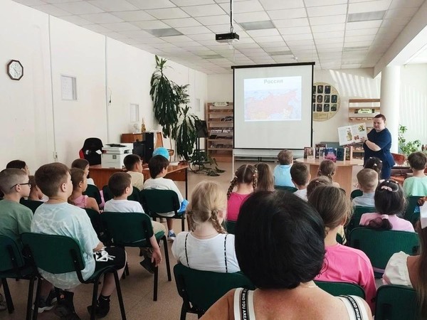 Интеллектуальная игра «Умные ребята»