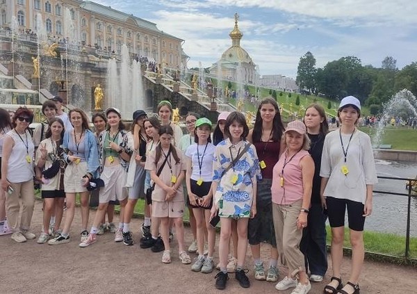 Художественная выставка «Петербургские аквареалии»