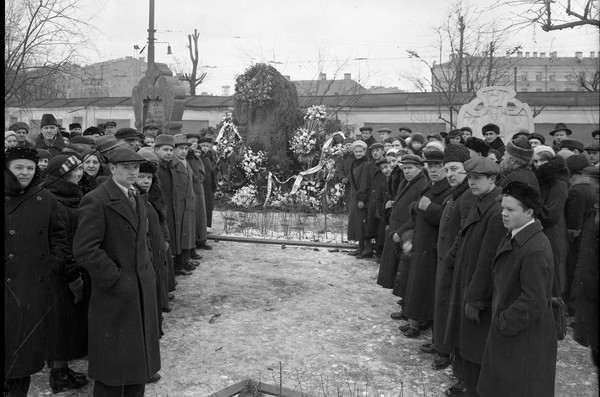 Выставка «В объективе Н. В. Успенского»