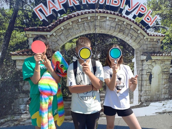 «Светофоры в нашем городе живут»