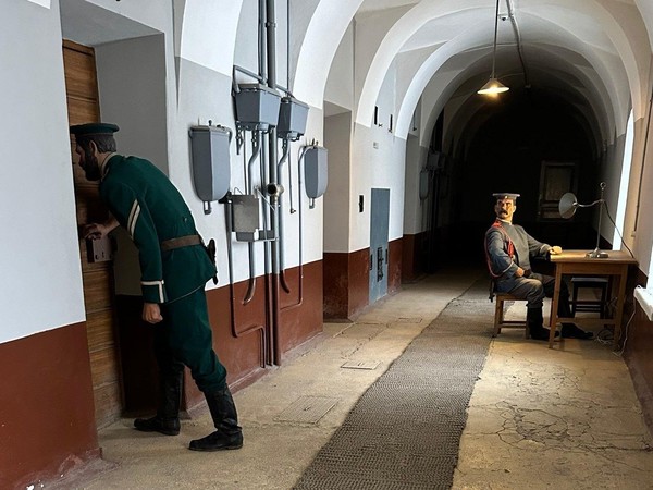 Экскурсия «Петропавловская крепость в деталях»