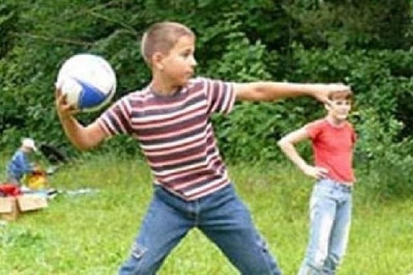 Игра «Выходи играть во двор»