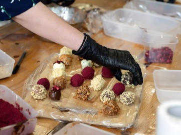 Шоколадные конфеты ручной работы (творческая экскурсия)