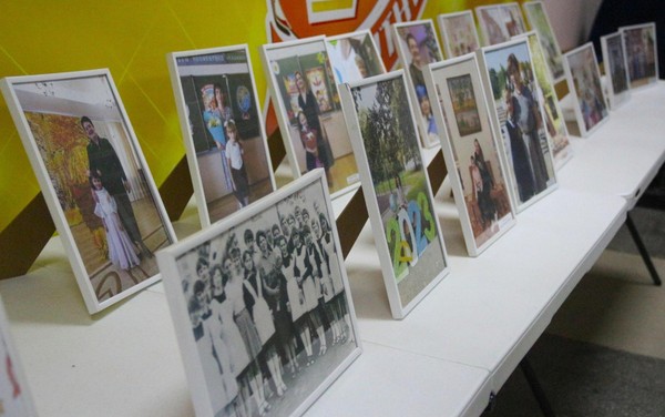 Открытие фотовыставки, посвящённой Дню знаний «Знания на 5!»