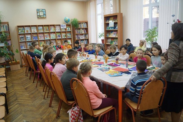 «Школьный год начинает свой отсчёт»: литературный праздник к Дню Знаний