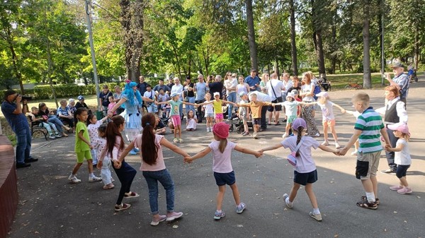 Познавательно-игровая программа для детей «Здравствуй, школа!»